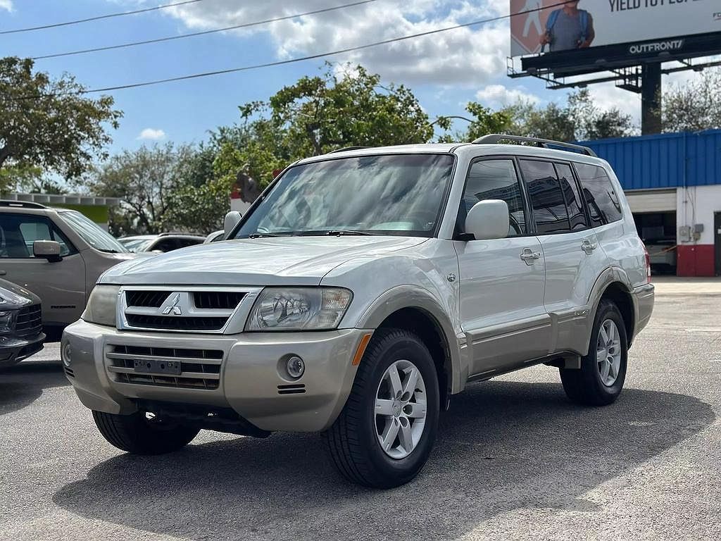 Mitsubishi Montero