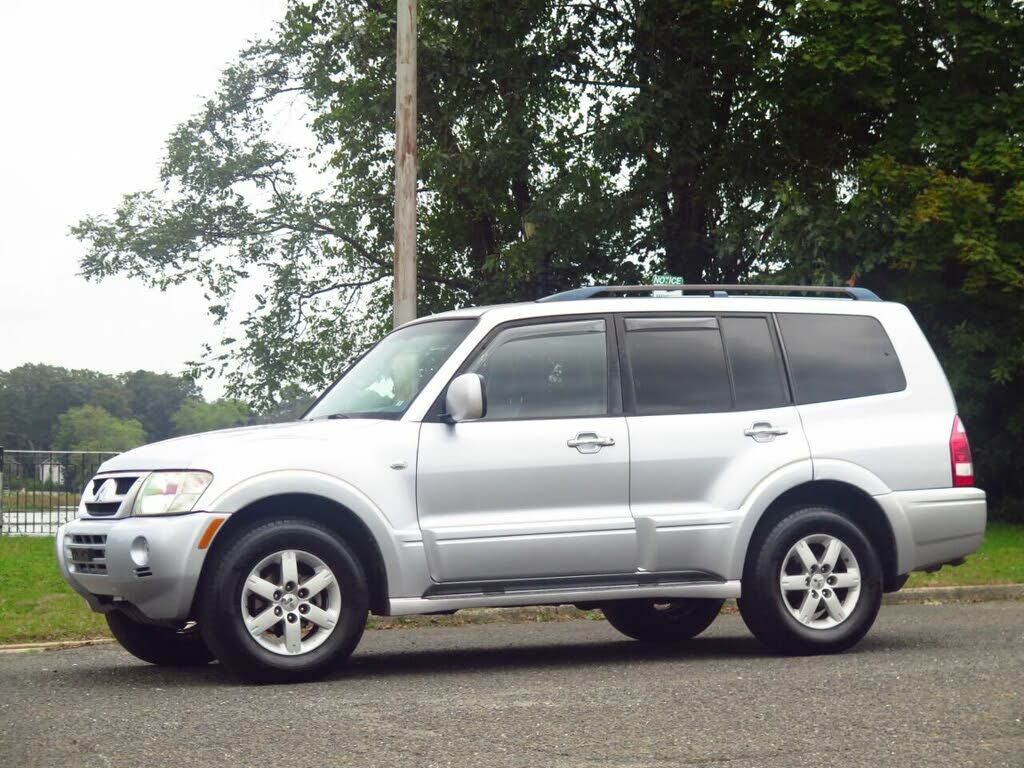 Mitsubishi Montero