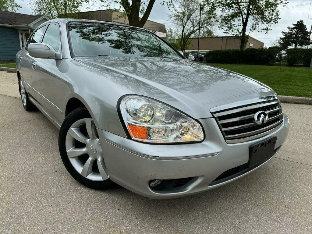 Infiniti Q45