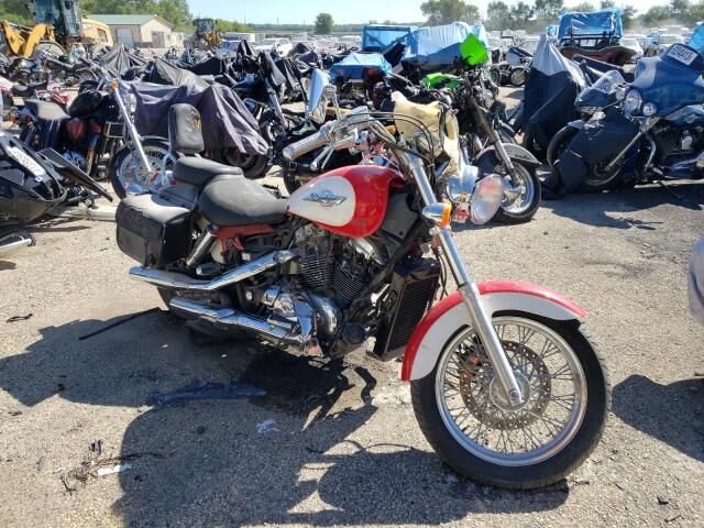 Honda VT1100C2 (SHADOW ACE)