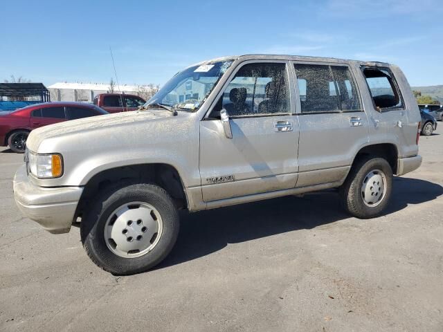 Isuzu Trooper