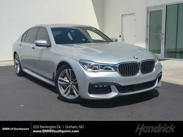 BMW 750i / B7