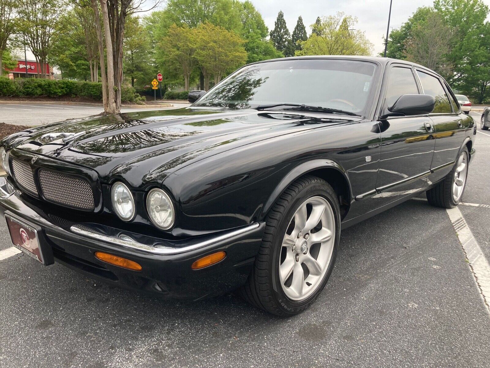 Jaguar XJR