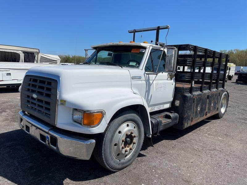 Ford F-800