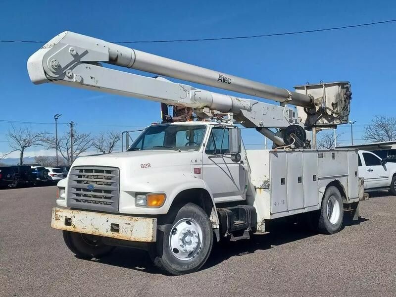 Ford F-800