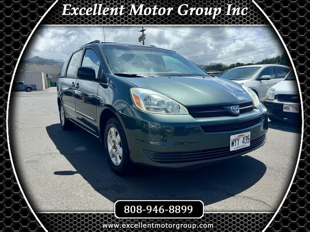 2004 TOYOTA Sienna