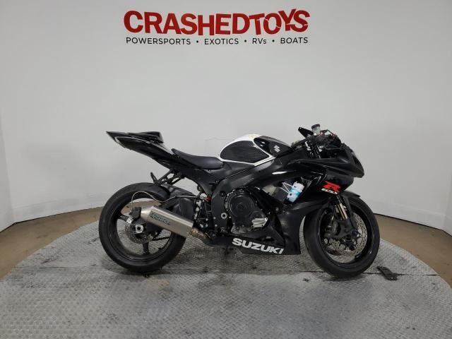 Suzuki GSX-R750