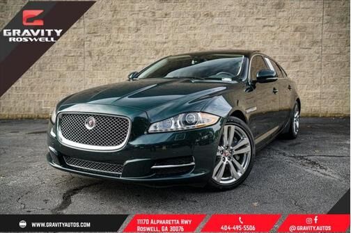 Jaguar XJ