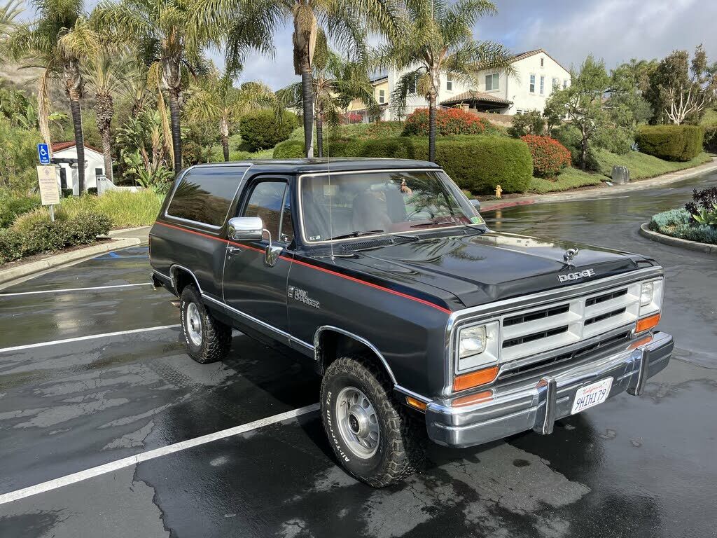Dodge Ramcharger