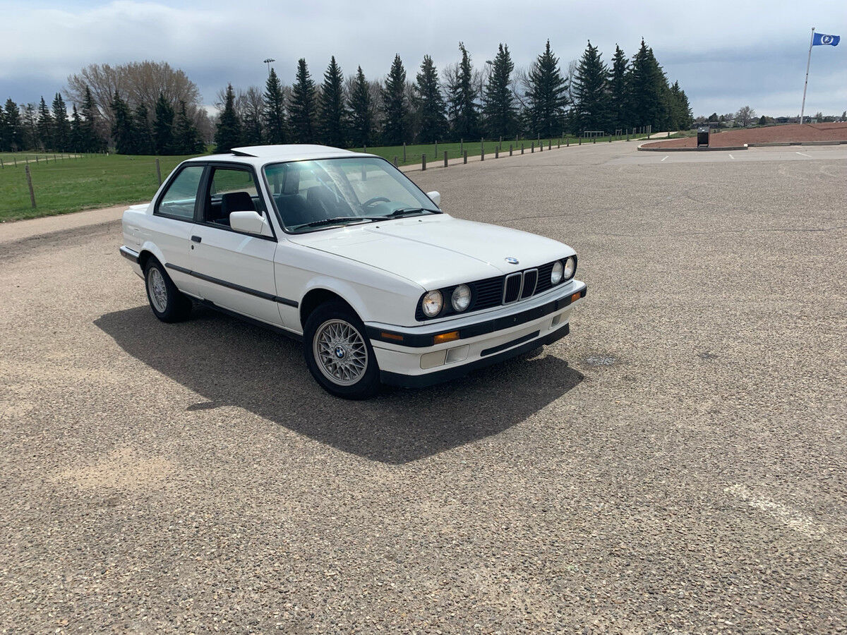 BMW 318iS