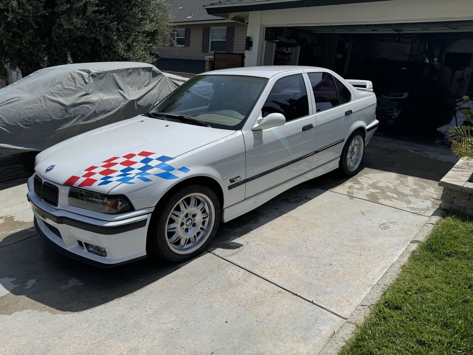 BMW 318i