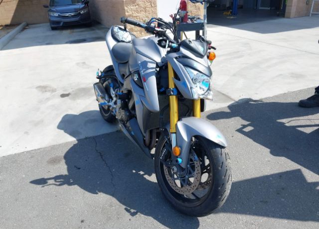 Suzuki GSX-S1000