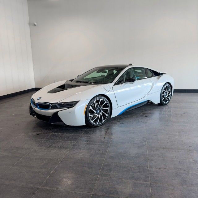 BMW i8