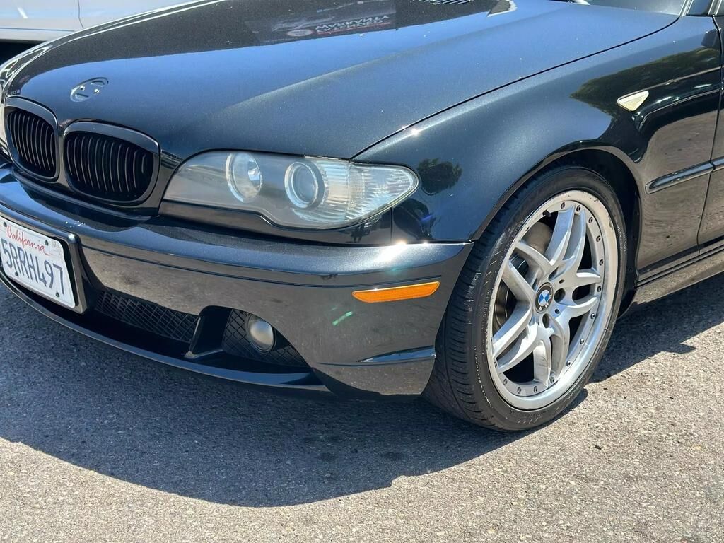 2005 BMW 330Cic