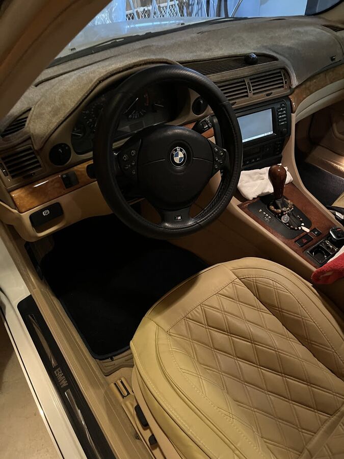BMW 740i