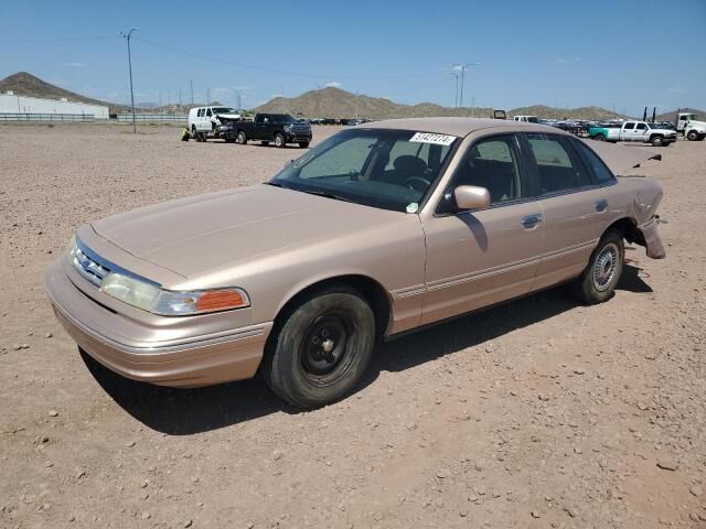 Ford Crown Victoria