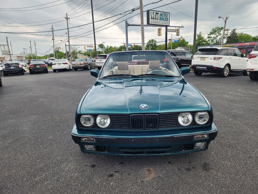 BMW 325i