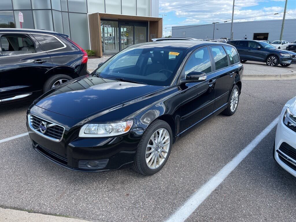 Volvo V50