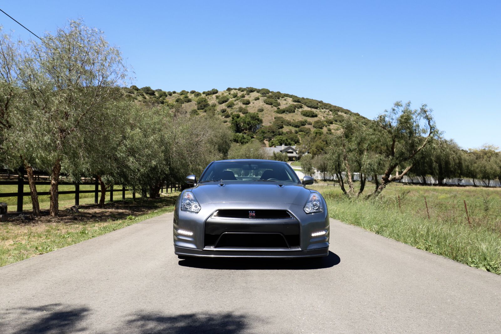 Nissan GT-R