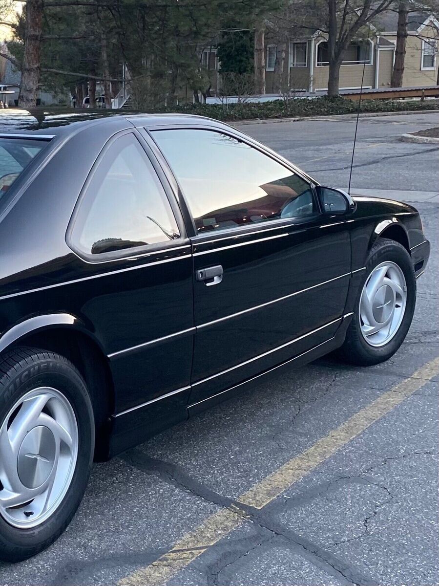 Ford Thunderbird