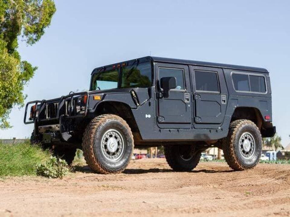 HUMMER H1