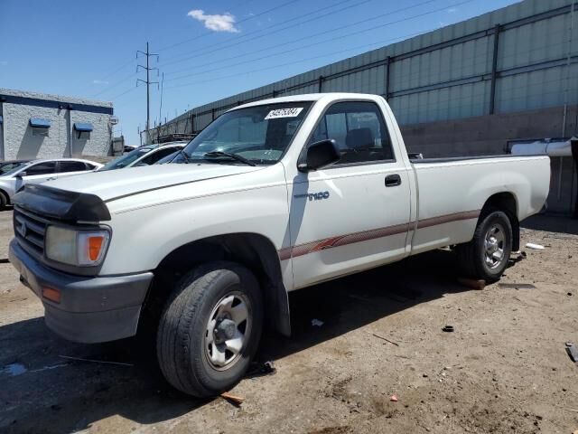 Toyota T100
