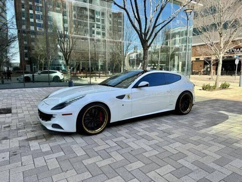 Ferrari FF