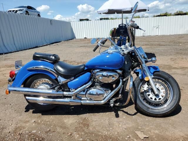Suzuki VL800K