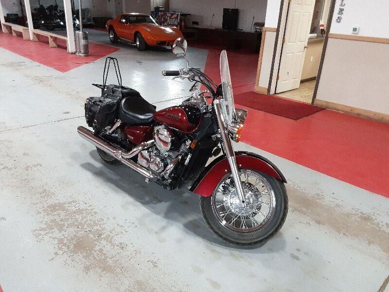 Honda VT750 (Shadow Aero)