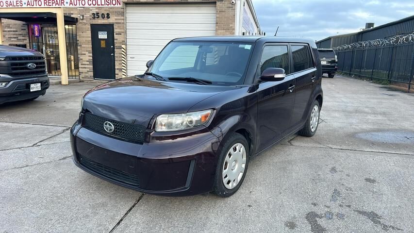 2010 TOYOTA SCION