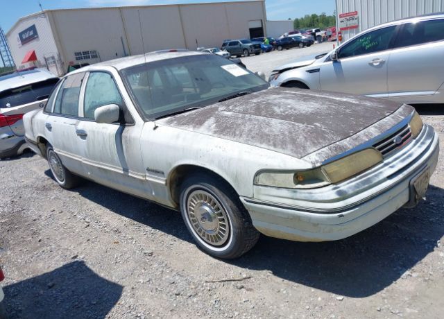 Ford Crown Victoria