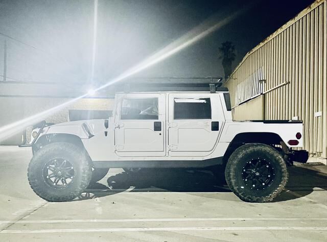 HUMMER H1