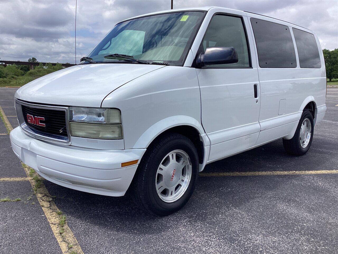 GMC Safari