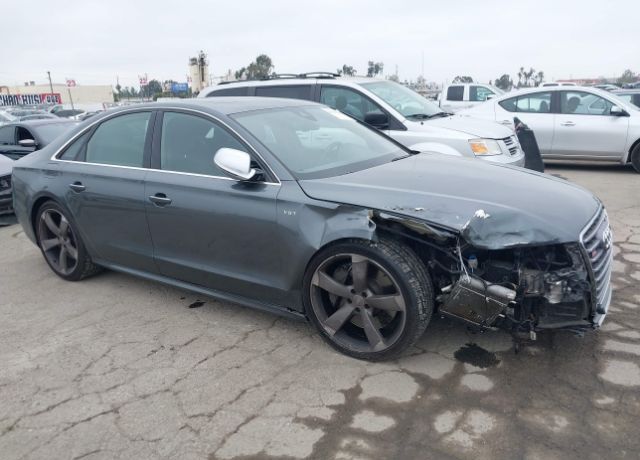 Audi S8