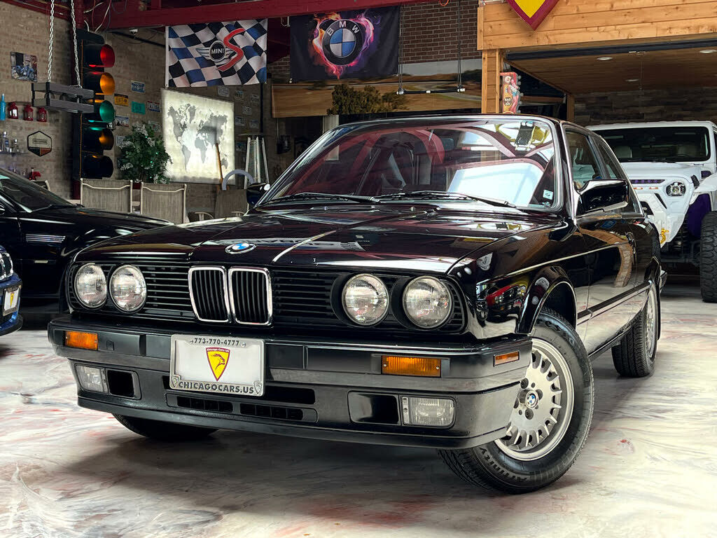 BMW 325iS