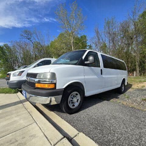 2011 CHEVROLET Express