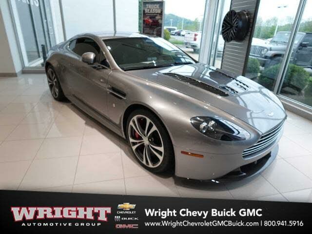 Aston Martin V12 Vantage