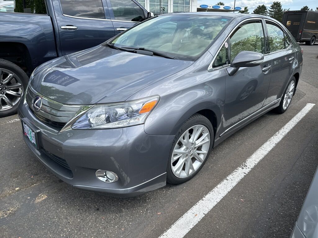 Lexus HS