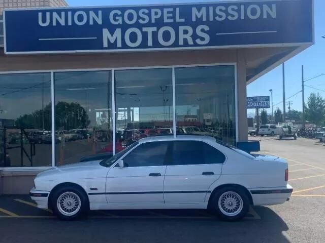 BMW 525i