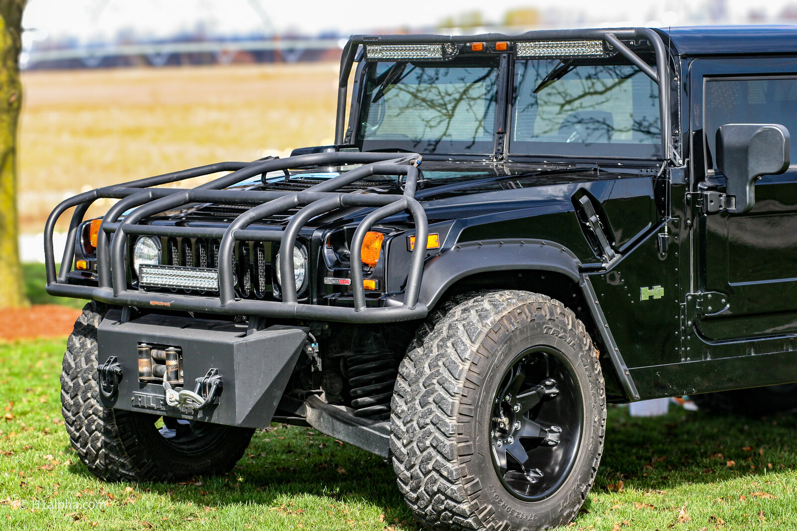 HUMMER H1