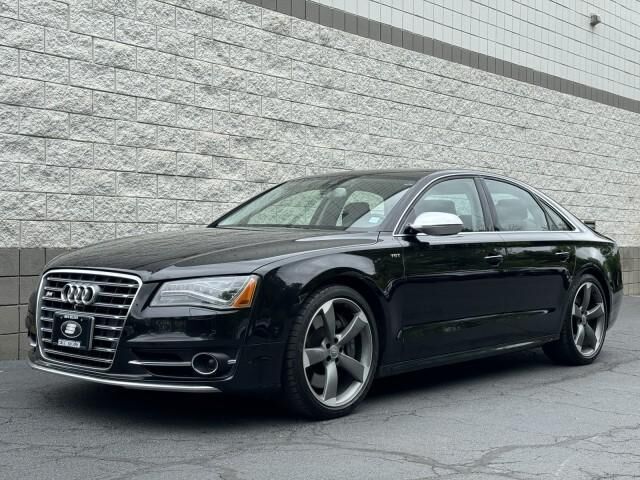 Audi S8