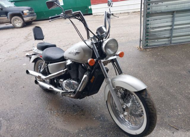 Honda VT1100C2 (SHADOW ACE)