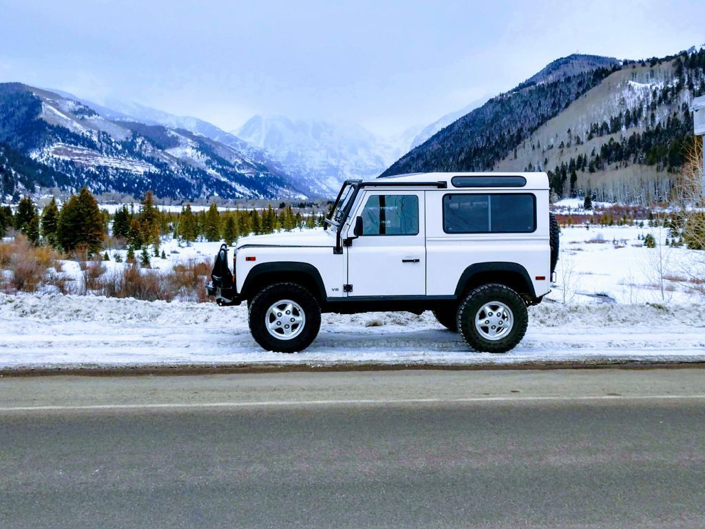 Land Rover Defender