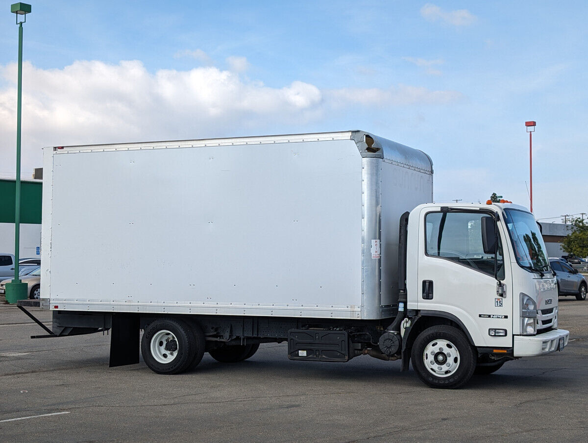 Isuzu NPR