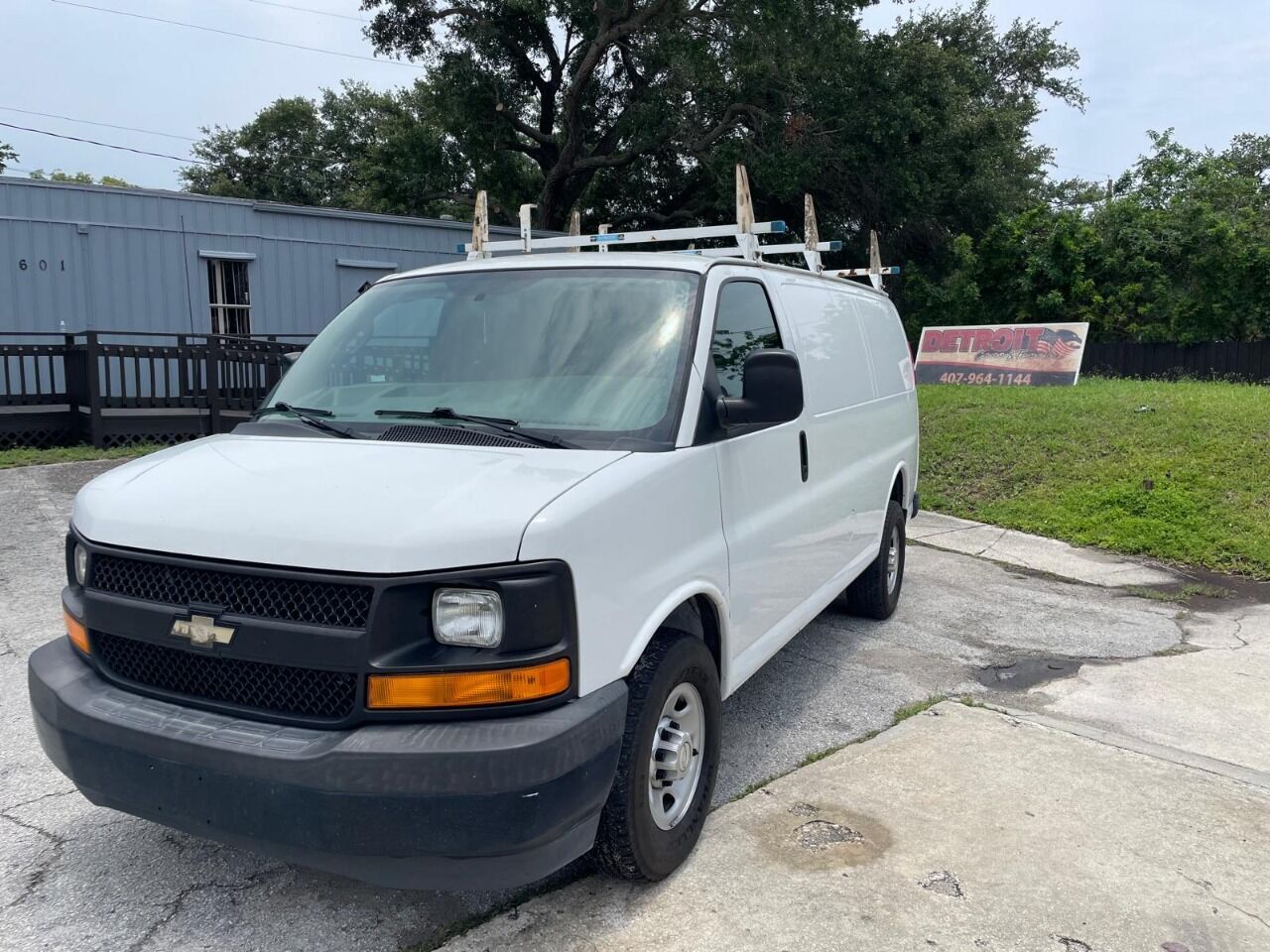 2017 CHEVROLET Express