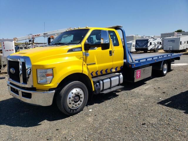 Ford F-650