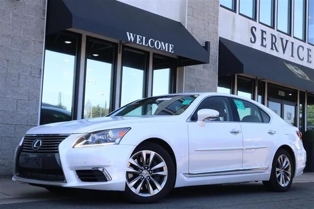 Lexus LS