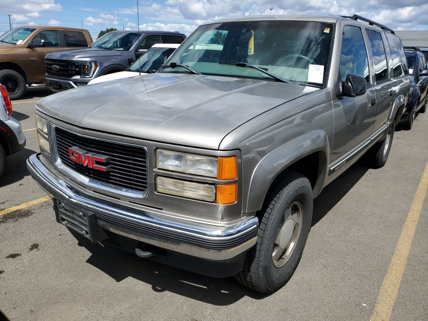 GMC Suburban
