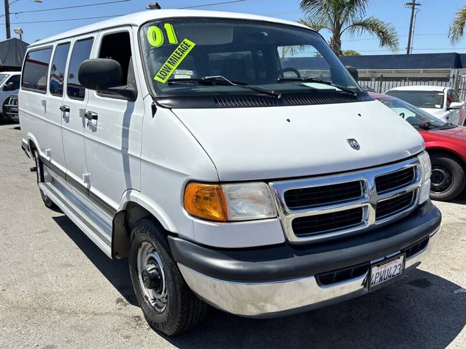 Dodge Ram Wagon