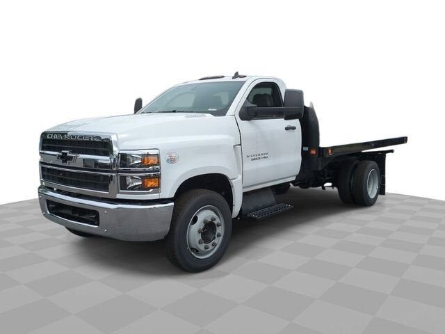 2023 GMC Silverado Medium Duty